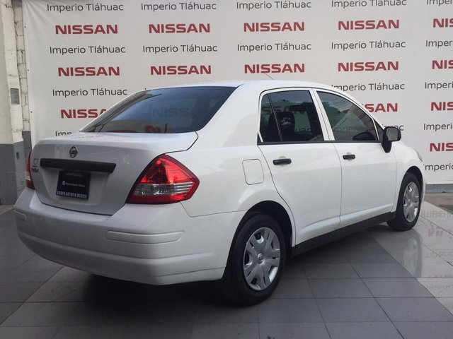Nissan tiida 2016